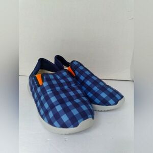 Slip On Comfort Shoes Blue Plaid‎ Padded Cozy Lightweight